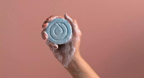 Что такое твердый шампунь и почему вам стоит его попробовать