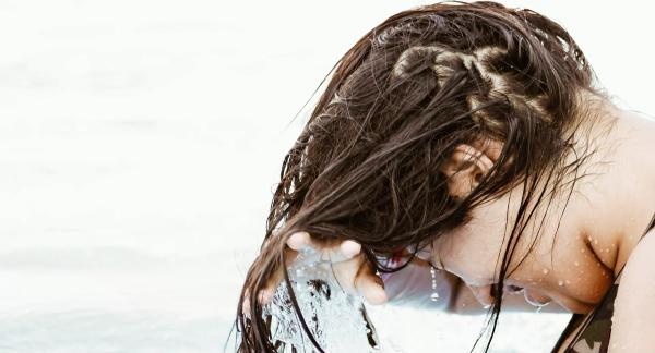 Как лечь спать с влажными волосами, чтобы на следующий день отлично выглядеть? Как лечь спать с влажными волосами, чтобы на следующий день отлично выглядеть?